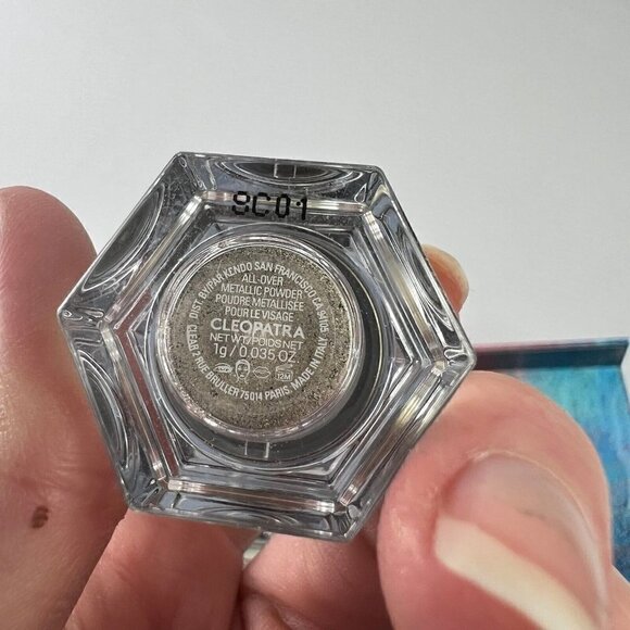 Fenty Beauty by Rihanna Avalanche All Over Metallic Powder Set - Picture 9 of 9